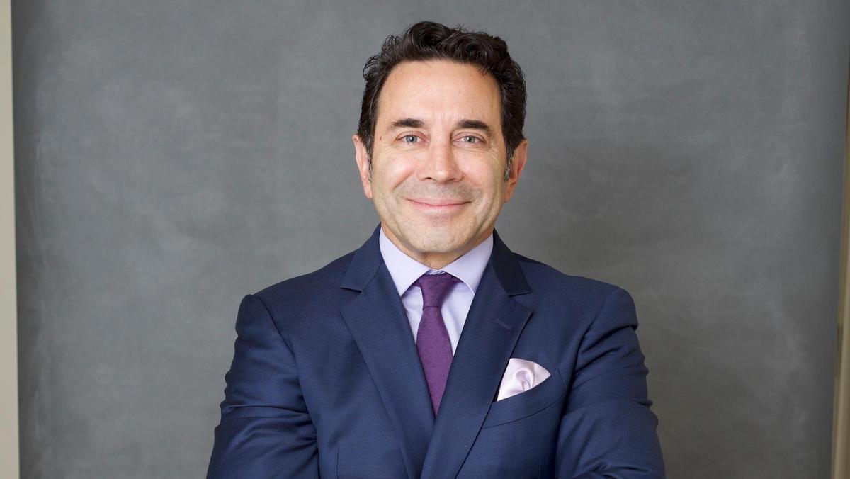 Here's How To Get An Appointment With Botched's Dr. Paul Nassif